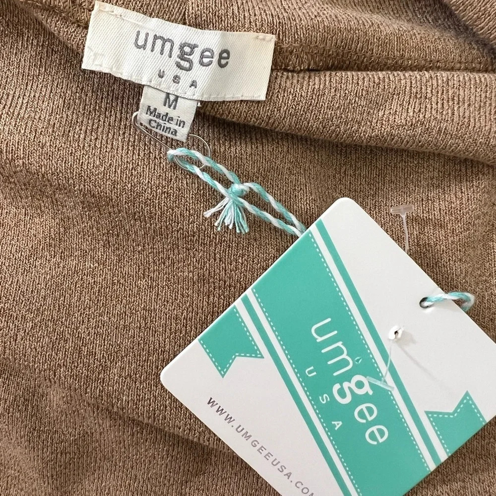 Umgee camel tan slouchy oversized knit pull over size M - Picture 5 of 6
